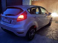 Usata Ford Fiesta Individual 95 CV (69 kW) 2010 Berlina