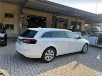 Usata Opel Insignia Cosmo 170 CV (125 kW) 2015 Bianco Station wagon