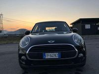 Usata Mini ONE 75 CV (55 kW) 2018 Nero Utilitaria