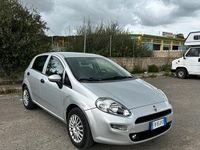 Usata Fiat Grande Punto 69 CV (50 kW) 2015 Grigio Utilitaria
