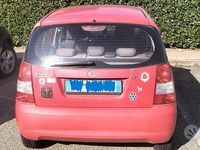 Usata Kia Picanto 61 CV (44 kW) 2005 Rosso Utilitaria