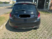 Usata Lancia Ypsilon 85 CV (62 kW) 2016 Nero Utilitaria