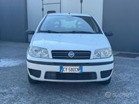 Usata Fiat Punto Active 60 CV (44 kW) 2005 Bianco Utilitaria