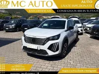 Usata Peugeot 2008 Allure 131 CV (96 kW) 2023 Bianco SUV