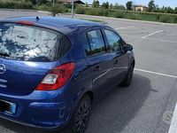 Usata Opel Corsa 80 CV (58 kW) 2009 Blu Berlina