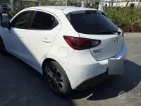 Usata Mazda 2 105 CV (77 kW) 2016 Bianco Utilitaria