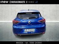 Käytetty Renault Clio V Intens 101 HP (74 kW) 2023 Sininen Sedan