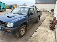 Usado Mitsubishi L200 100 CV (73 kW) 1999 Azul Pickup/Camioneta