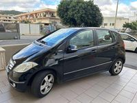 Usata Mercedes A180 109 CV (80 kW) 2010 Nero Monovolume