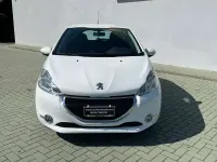 Usata Peugeot 208 Active 82 CV (60 kW) 2013 Bianco Utilitaria