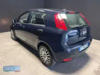 Usata Fiat Punto Street 95 CV (69 kW) 2018 Blu pastello Utilitaria