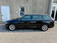 Usata VW Passat Business 150 CV (110 kW) 2023 Nero Station wagon