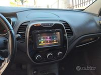 Usata Renault Captur 90 CV (66 kW) 2017 Blu SUV