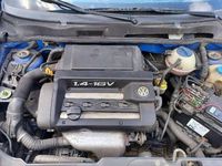 Usata VW Lupo Highline 75 CV (55 kW) 1999 Blu/azzurro Utilitaria