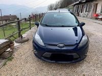 Usata Ford Fiesta 82 CV (60 kW) 2012 Blu Utilitaria