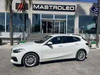 Usata BMW 118 Advantage 150 CV (110 kW) 2023 Bianco Berlina