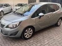 Usata Opel Meriva 95 CV (69 kW) 2012 Grigio Monovolume