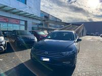 Usata VW Passat Business 150 CV (110 kW) 2022 Grigio scuro Station wagon