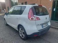 Usata Renault Scenic E-Tech Luxe 110 CV (80 kW) 2011 Bianco Monovolume