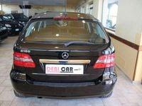 Usata Mercedes B180 109 CV (80 kW) 2010 Nero Monovolume