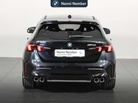 Nuova BMW M5 M Sport 300 CV (220 kW) 2026 Black sapphire metallizzato Berlina