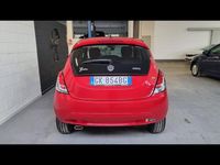 Usata Lancia Ypsilon Gold 69 CV (50 kW) 2022 Rosso Utilitaria