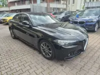 Usata Alfa Romeo Giulia Super 150 CV (110 kW) 2017 Nero Berlina