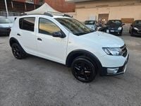 Usata Dacia Sandero Stepway 90 CV (66 kW) 2016 Bianco Berlina