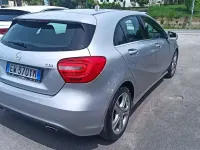 Usata Mercedes A180 109 CV (80 kW) 2014 Argento Berlina