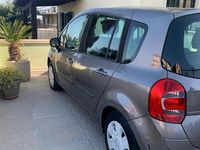 Usata Renault Modus Expression 75 CV (55 kW) 2009 Grigio Monovolume