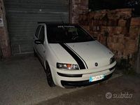 Usata Fiat Punto 60 CV (44 kW) 2001 Bianco Utilitaria