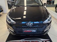 Usata Hyundai i20 Comfort 90 CV (66 kW) 2015 Nero Berlina