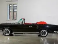 Usata Mercedes 280 SE 160 CV (117 kW) 1966 Nero Cabrio