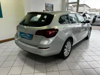 Usata Opel Astra 110 CV (80 kW) 2012 Grigio Station wagon