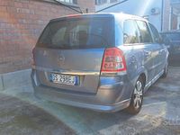 Usata Opel Zafira Cosmo 140 CV (102 kW) 2008 Blu Monovolume