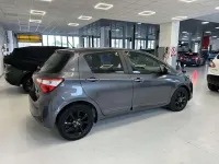 Usata Toyota Yaris Active 72 CV (52 kW) 2019 Grigio Berlina