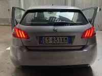 Usata Peugeot 308 Active 92 CV (67 kW) 2014 Berlina