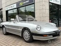 Usata Alfa Romeo Spider 128 CV (94 kW) 1986 Grigio Cabrio