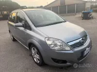 Usata Opel Zafira Enjoy 110 CV (80 kW) 2008 Grigio Monovolume