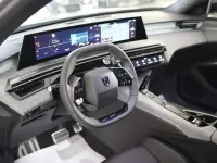 Nuova Peugeot 3008 GTi 136 CV (100 kW) 2025 Titan grey SUV