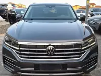 Usata VW Touareg Elegance 286 CV (210 kW) 2023 Grigio SUV