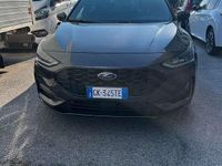Occasion Ford Focus ST-Line 125 ch (91 kW) 2022 Gris Berline