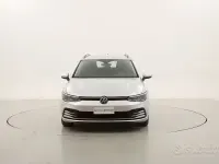 Usata VW Golf VIII Life 116 CV (85 kW) 2022 Grigio Station wagon