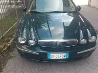 Usata Jaguar X-type 155 CV (114 kW) 2007 Verde Berlina