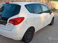 Usata Opel Meriva 75 CV (55 kW) 2012 Bianco Monovolume
