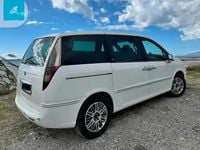 Usata Lancia Phedra 170 CV (125 kW) 2008 Bianco Monovolume