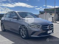 Usata Mercedes B220 Premium 190 CV (139 kW) 2019 Grigio Monovolume
