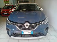 Usata Renault Captur RS Line 100 CV (73 kW) 2021 Blu SUV