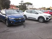 Nuova Dacia Sandero Expression 122 CV (89 kW) 2026 Bianco