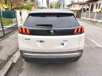 Usata Peugeot 3008 Allure 131 CV (96 kW) 2019 Bianco SUV